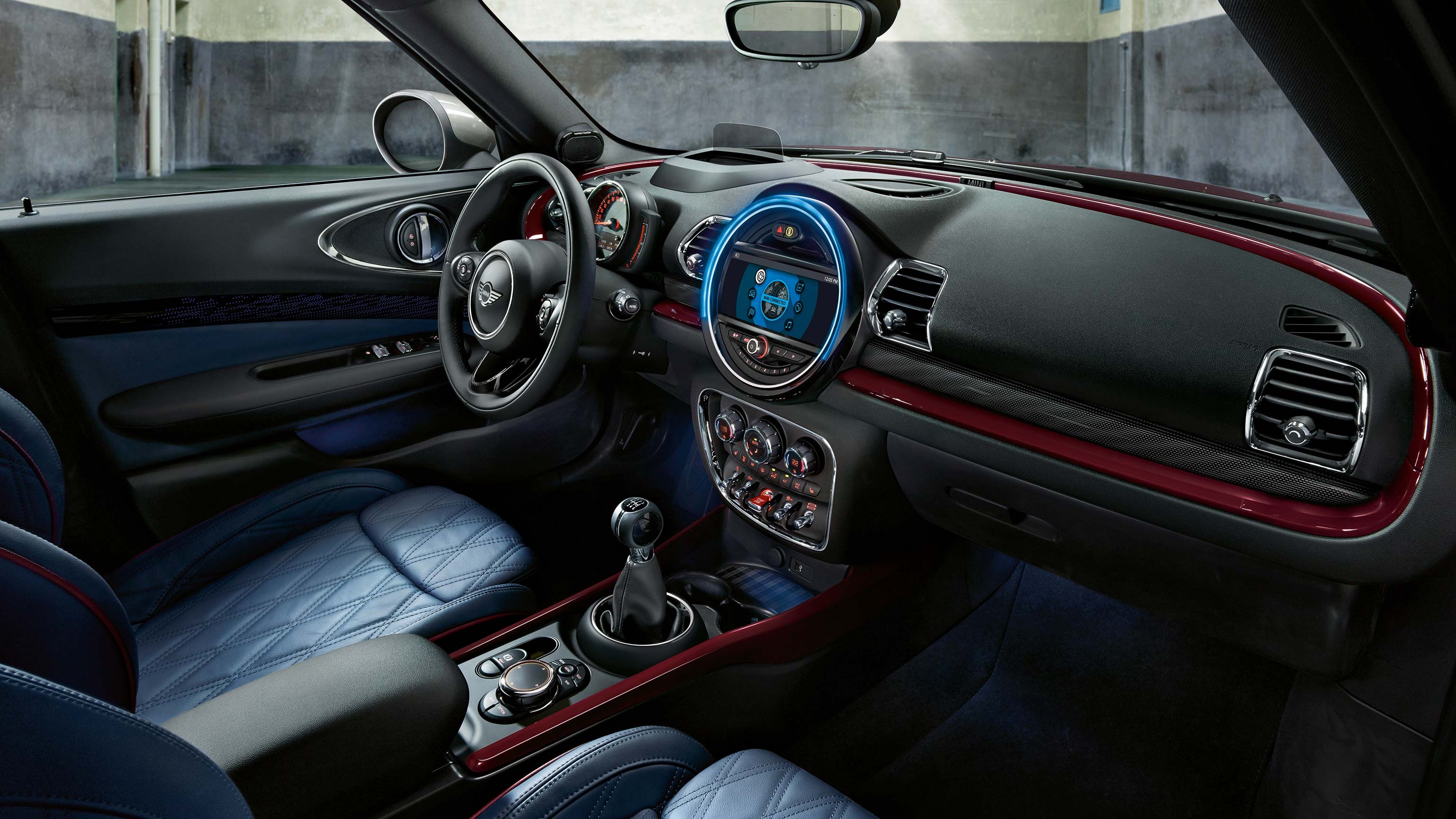 MINI CLUBMAN – תא נוסעים